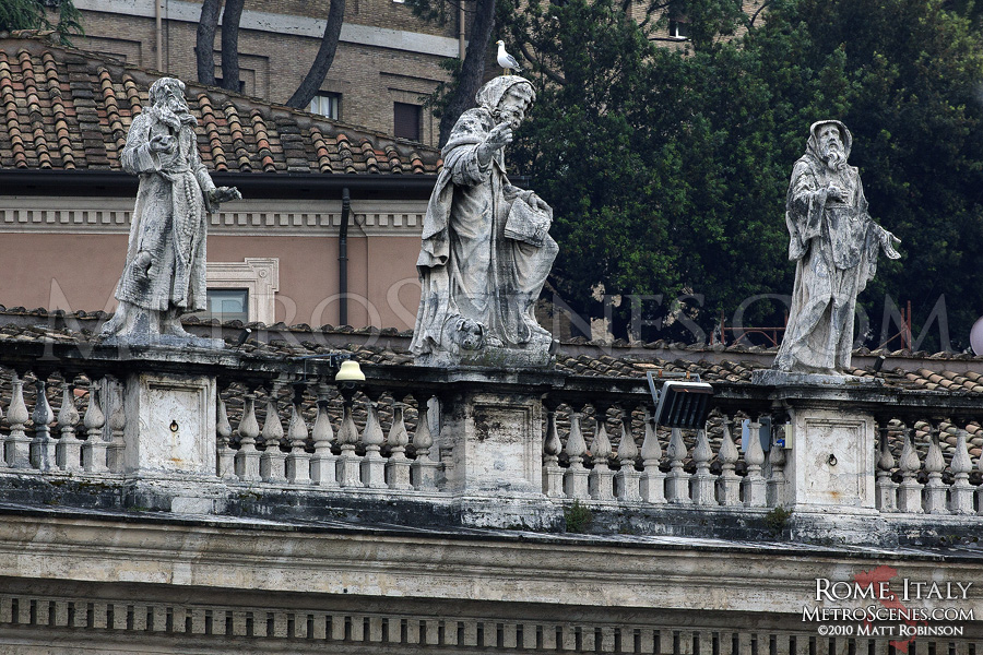 Statues in St Peter's Square