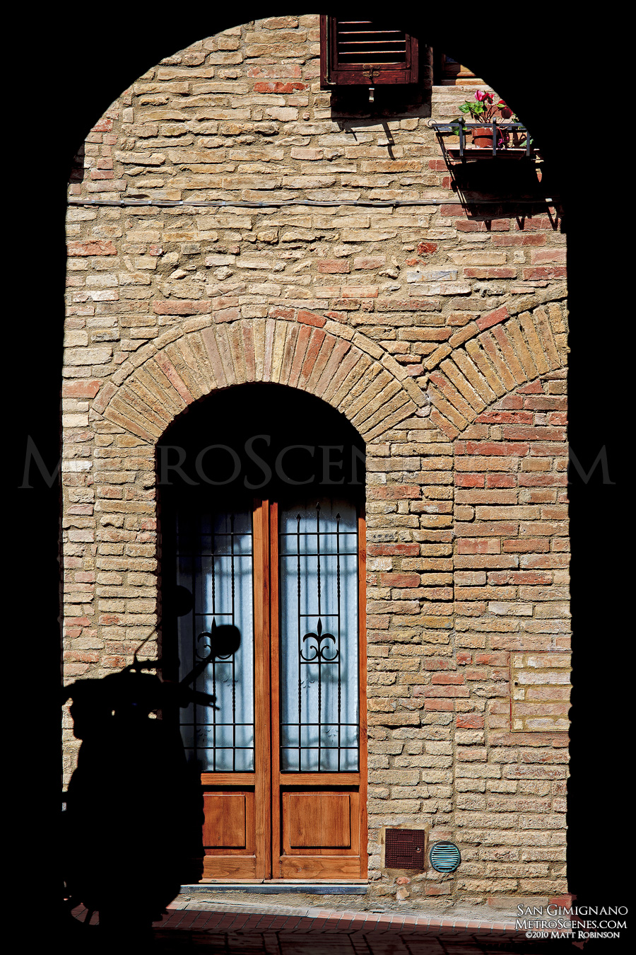Archway in San Gimignano, Italy